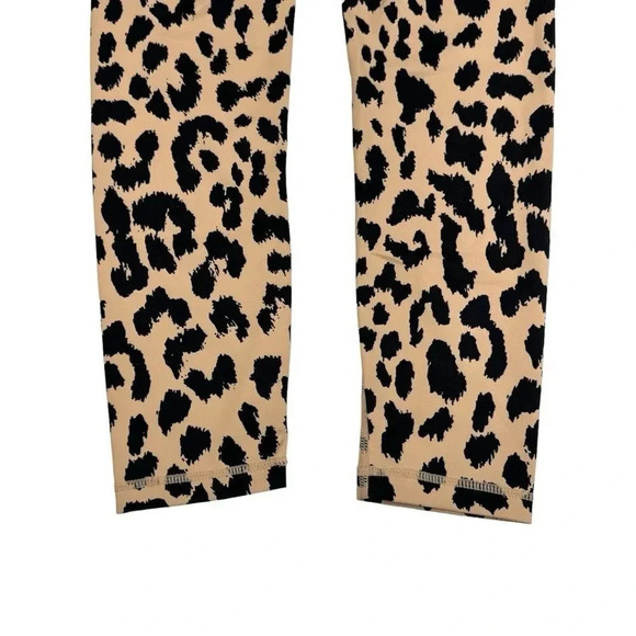 Allfenix 7/8 High Rise Leopard Print Leggings - Picture 5 of 11